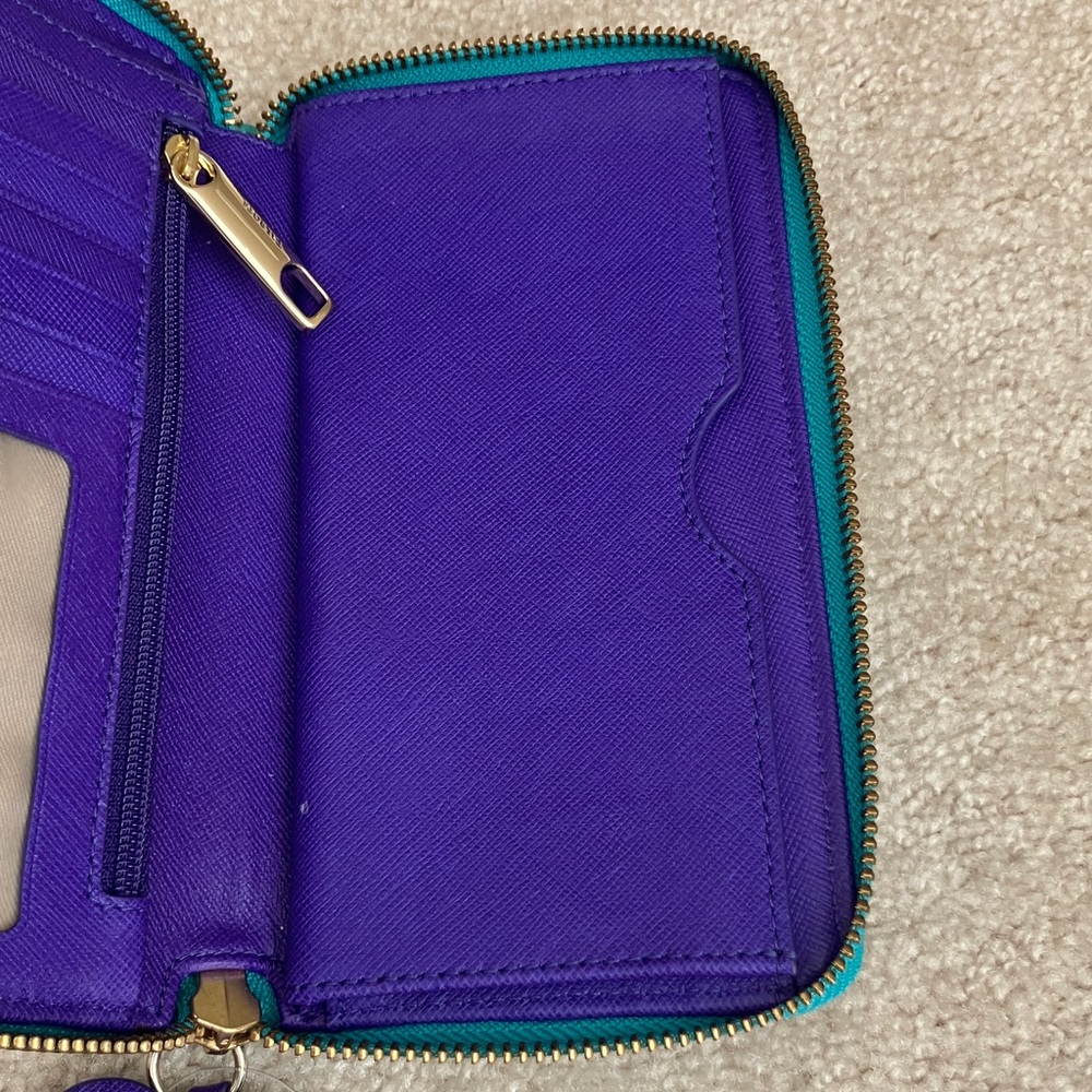 Talbots Leather Zip-Around Wallet - Picture 8 of 13